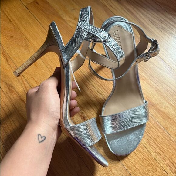 ralph lauren | Gwen Lizard-Embossed Leather Sandal - Picture 5 of 7